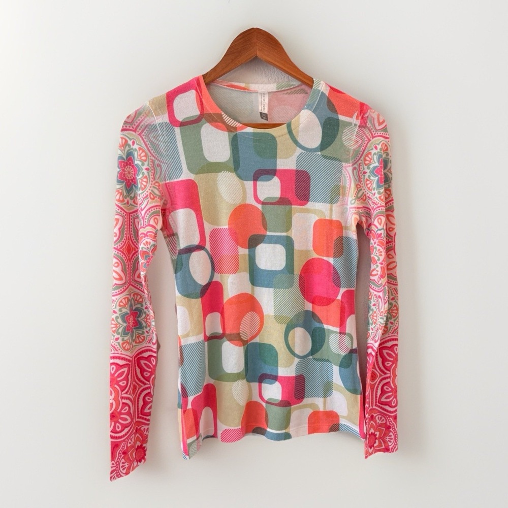 Whimsy Rose Mandala Geo Butterknit Top Womens Size XS Floral‎ Colorful Bright